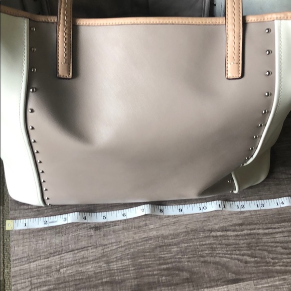 Coach two-tone tote - Picture 11 of 12